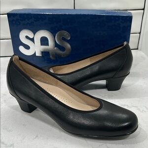 SAS Milano Women's Black Leather Pumps 9